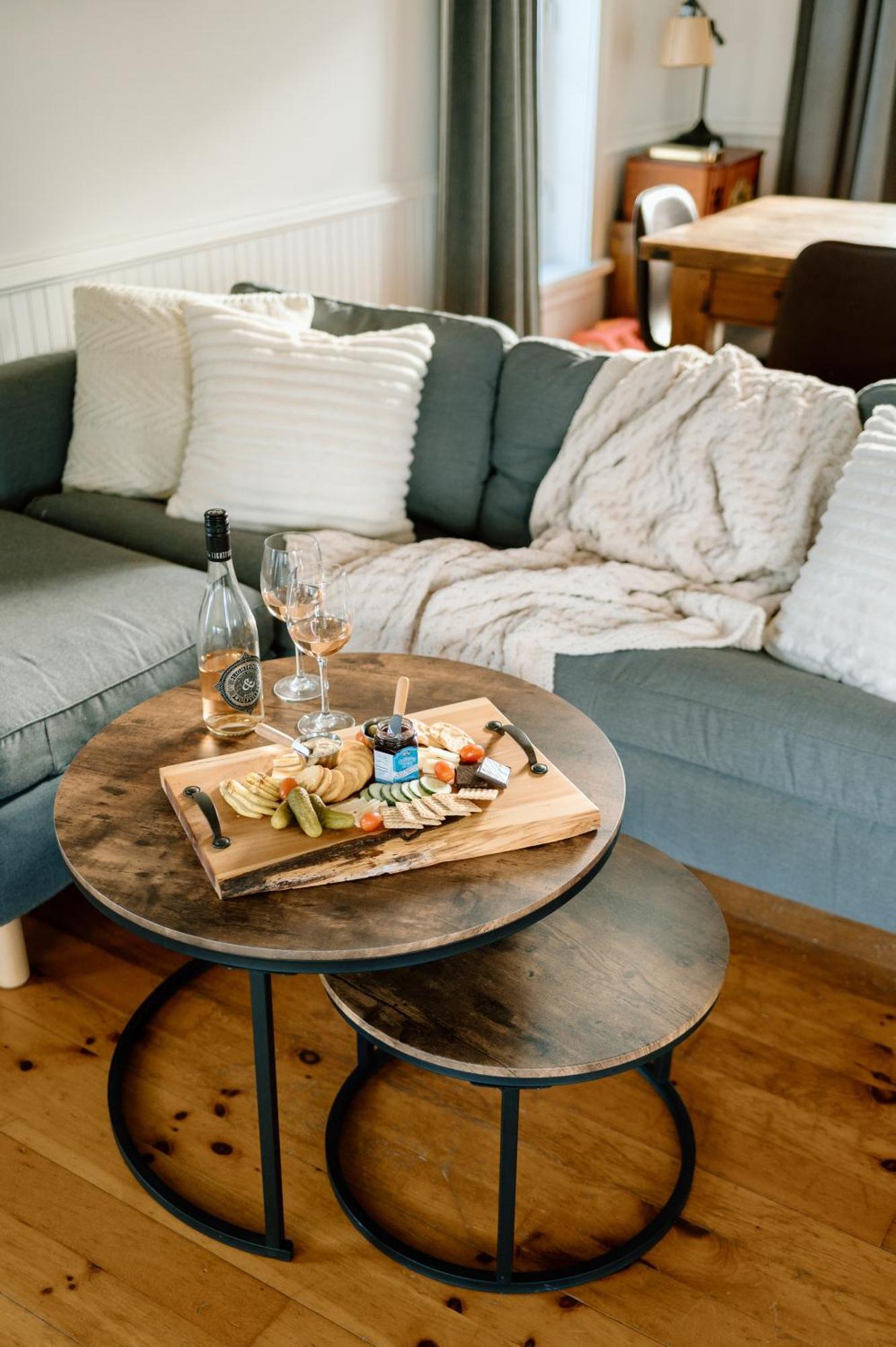 Groundswell Pub & Inn D'Escousse Екстер'єр фото